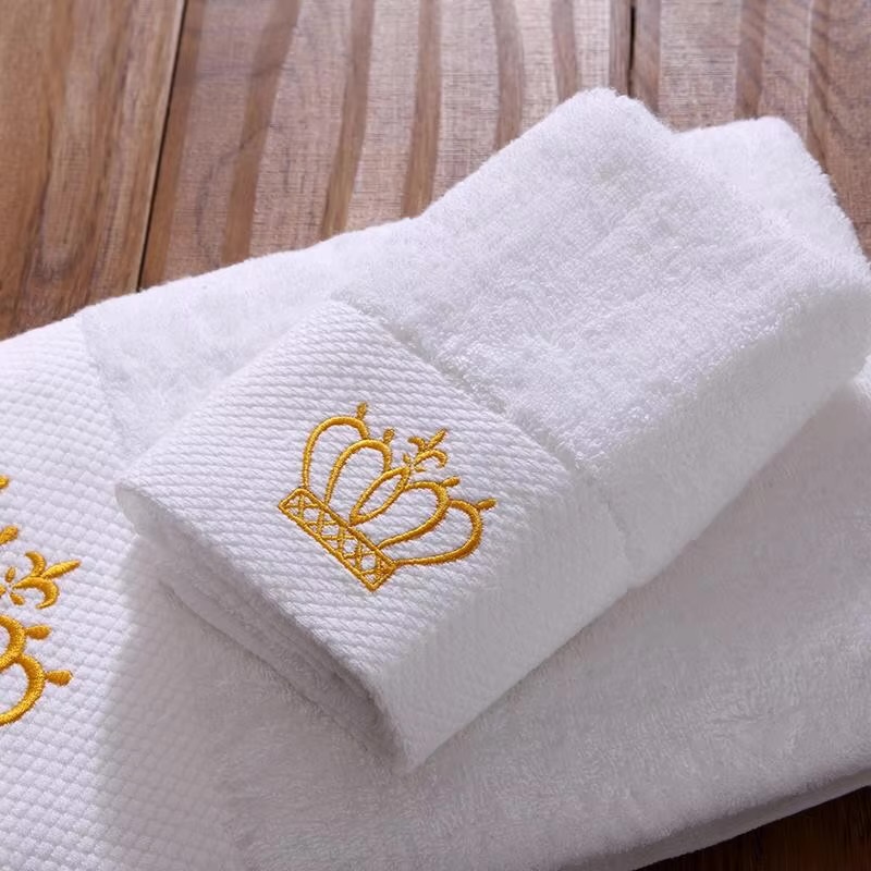 100% Cotton 550 gsm White Bath Towel Export Quality Exporter in India Best Selling 2025